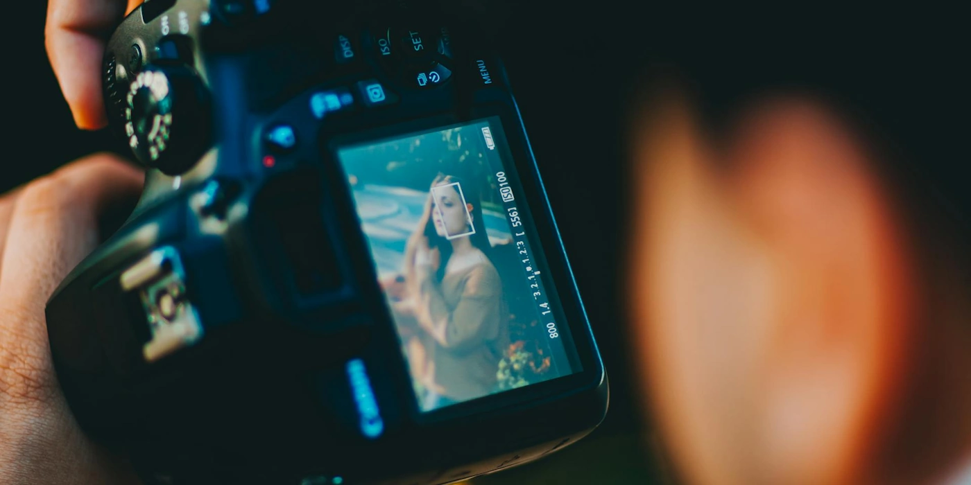 How to Get a Professional Headshot Without a Photographer