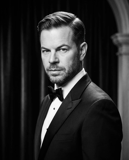 Look like a Hollywood Star